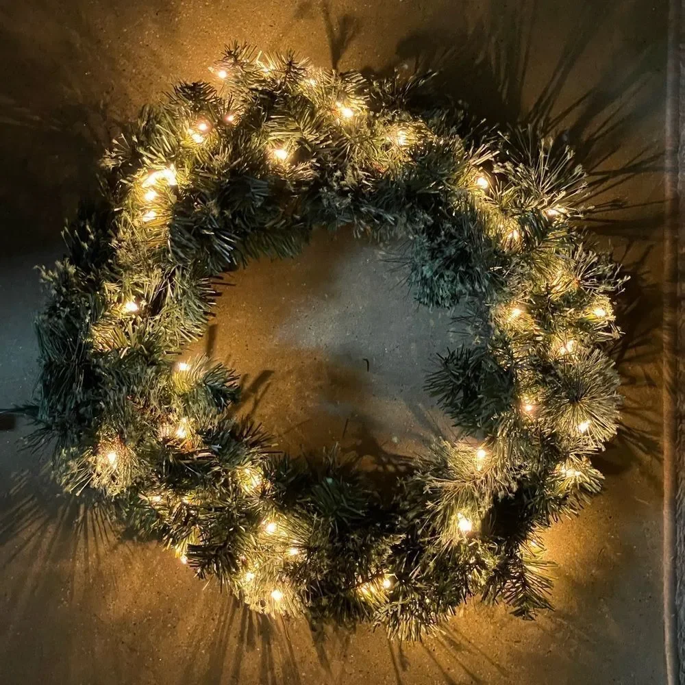 Pre-Lit Christmas Door Wreath (Plug-In Wreath!)